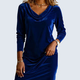 Serena - Loose Fitting Velvet Dress