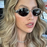 Zariyah - Stylish Sunglasses