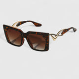 Oaklynne - Stylish Sunglasses