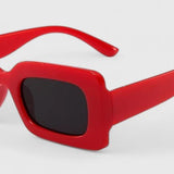 Elyanna - Sophisticated Sunglasses