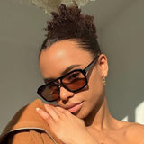 Jaslynn - Elegant Sunglasses