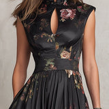 Sarah - Floral Keyhole Pleated Midi Dress