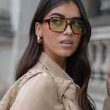 Jaslynn - Elegant Sunglasses