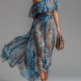 Wild - Long chiffon dress with leopard print and bare shoulders