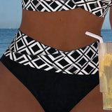 Sydney - Two-Piece Bikini with Cut-Out Bra and Diamond Pattern