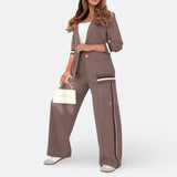 Claire - Elegant Casual Outfit